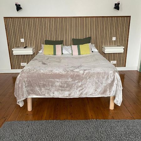 Abri Du Passant Bed & Breakfast รูแบ ภายนอก รูปภาพ