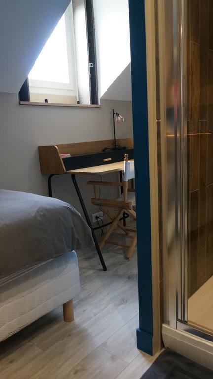 Abri Du Passant Bed & Breakfast รูแบ ภายนอก รูปภาพ