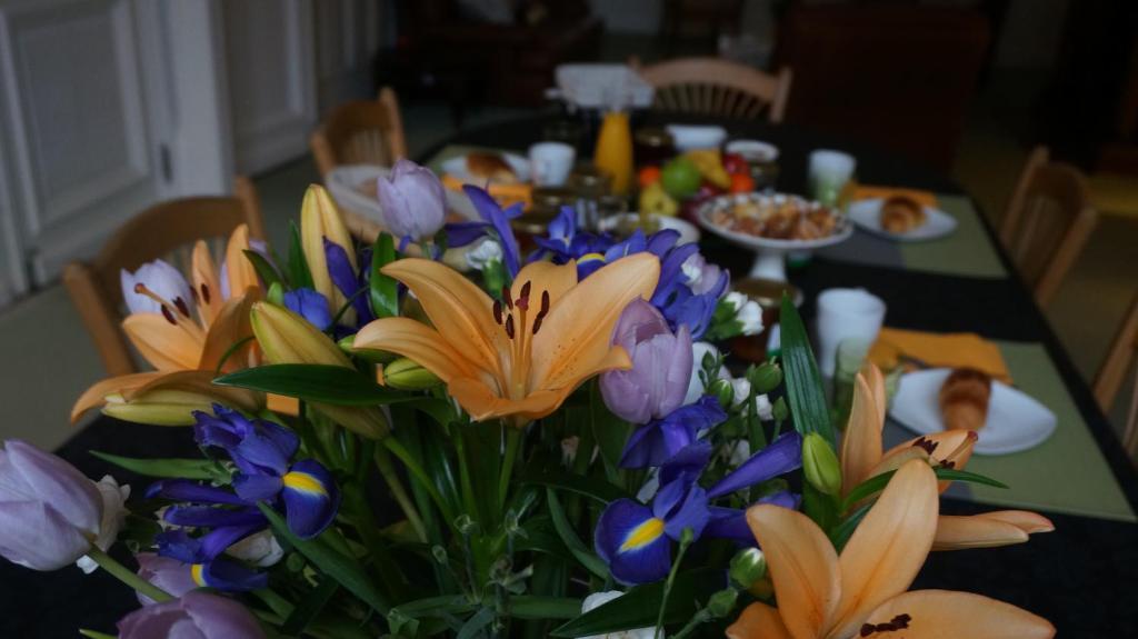 Abri Du Passant Bed & Breakfast รูแบ ภายนอก รูปภาพ