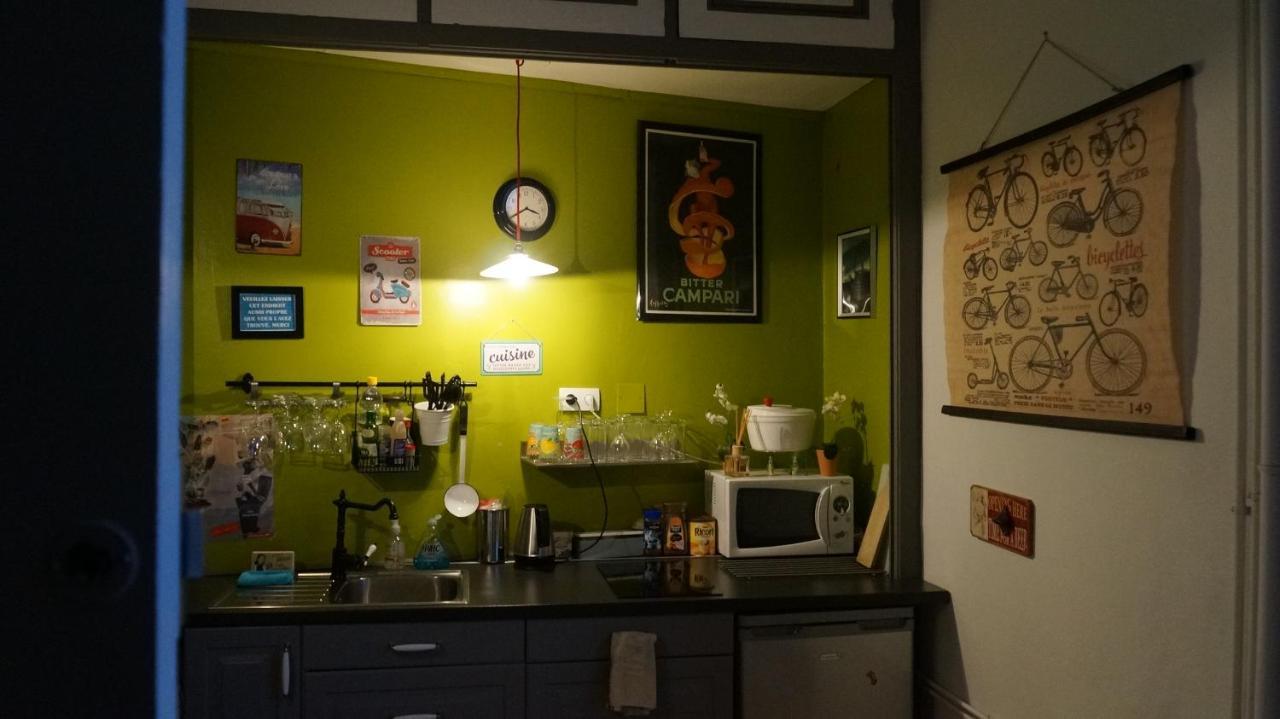 Abri Du Passant Bed & Breakfast รูแบ ภายนอก รูปภาพ